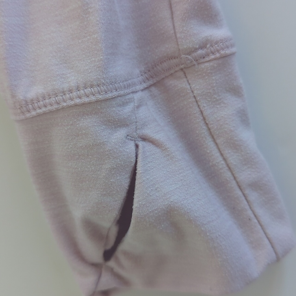 All In Motion Top Size M (7/8) - Picture 3 of 6